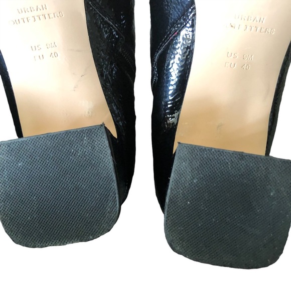 Urban Outfitters Black Block Heel Boots - Picture 12 of 16